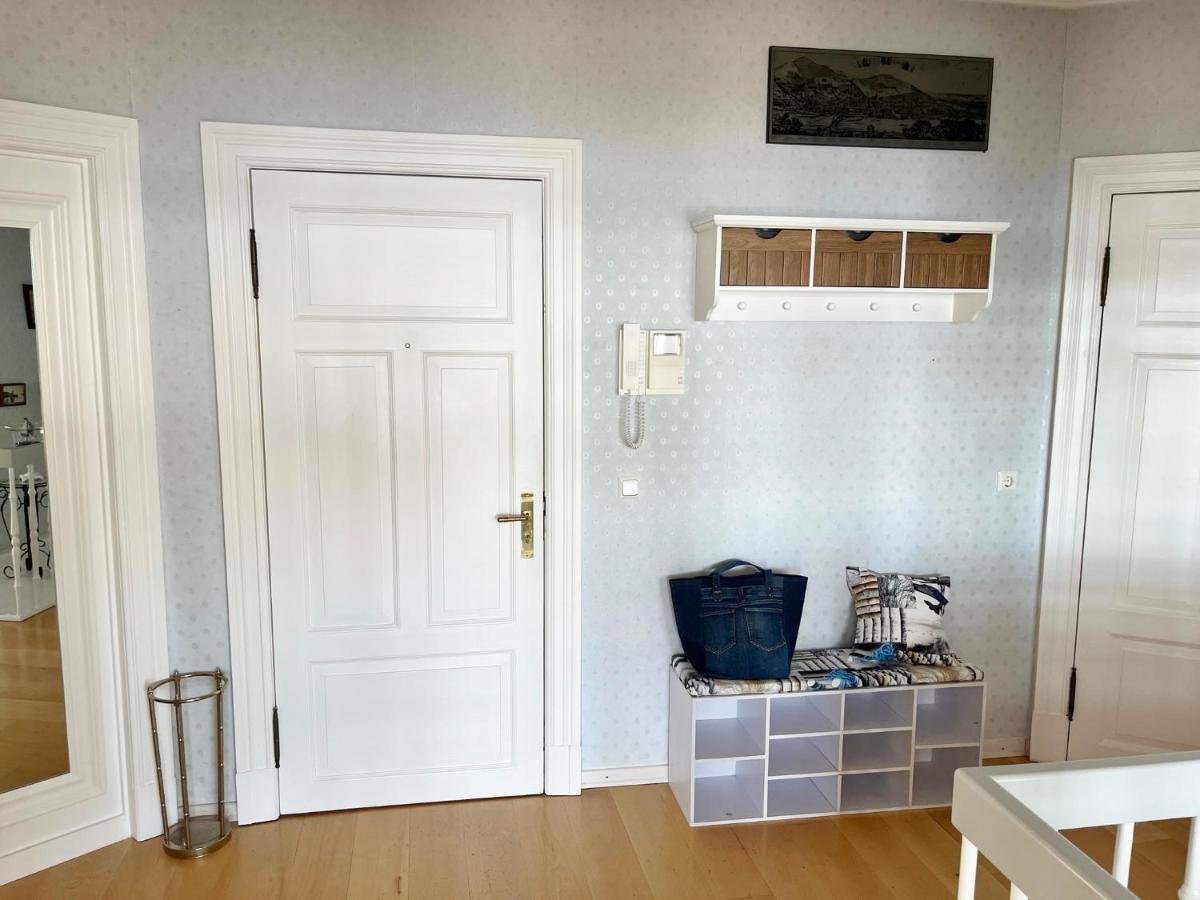 Hotel Ambiente Brake  Exterior foto