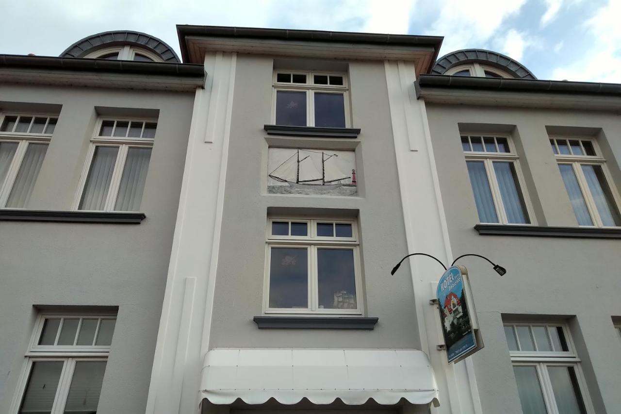 Hotel Ambiente Brake  Exterior foto