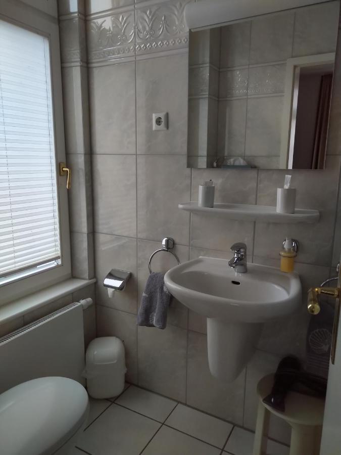 Hotel Ambiente Brake  Exterior foto